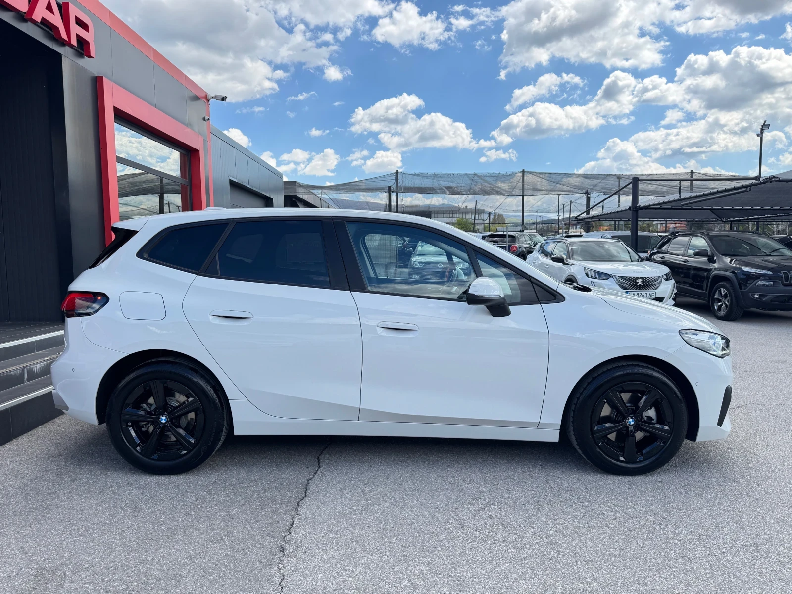 BMW 218 D-ACTIVE TOURER-FULL LED-KEYLESS-CAMERA-TOP, снимка 6 - Автомобили и джипове - 54428711