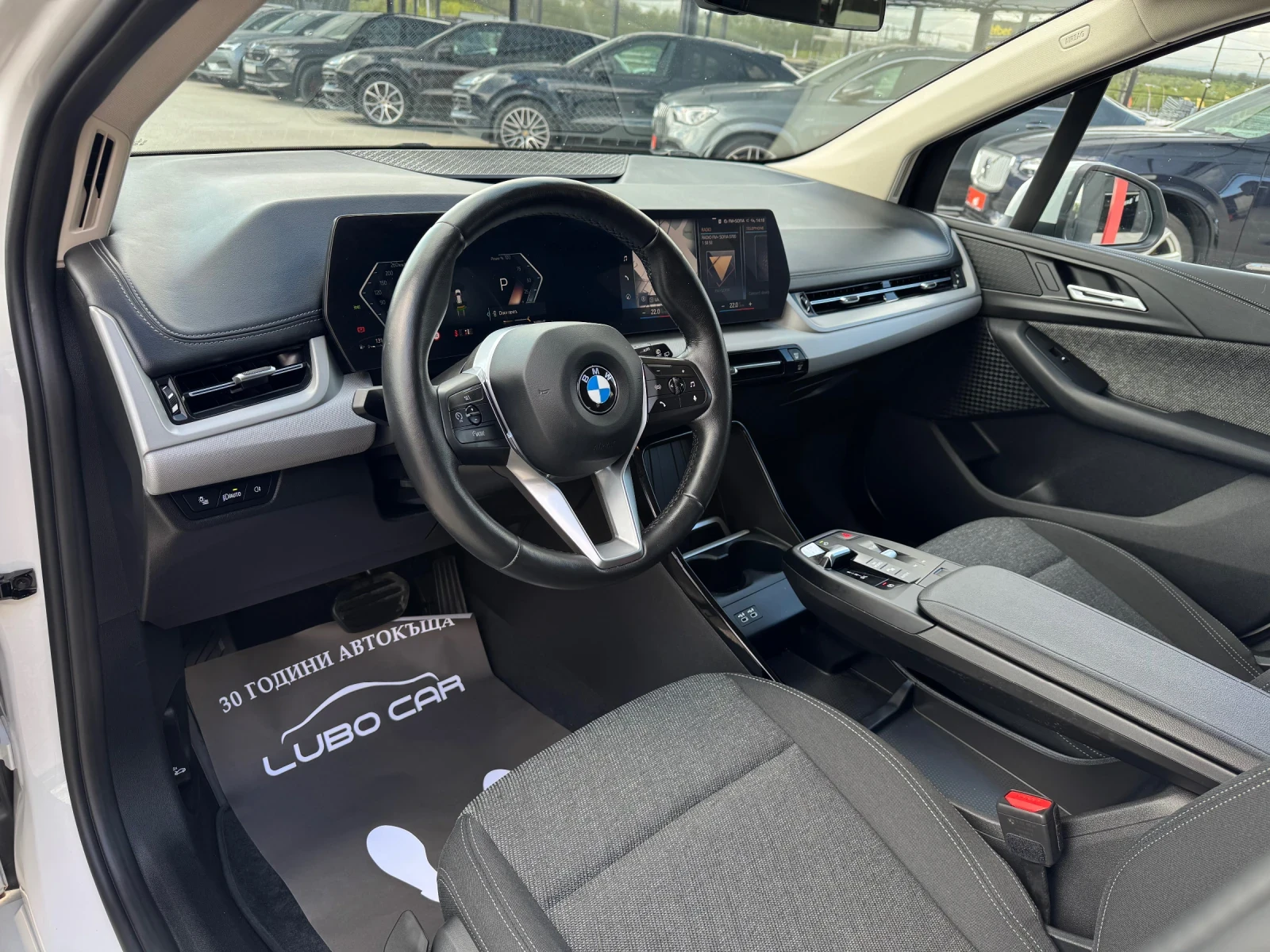 BMW 218 D-ACTIVE TOURER-FULL LED-KEYLESS-CAMERA-TOP, снимка 11 - Автомобили и джипове - 54428711