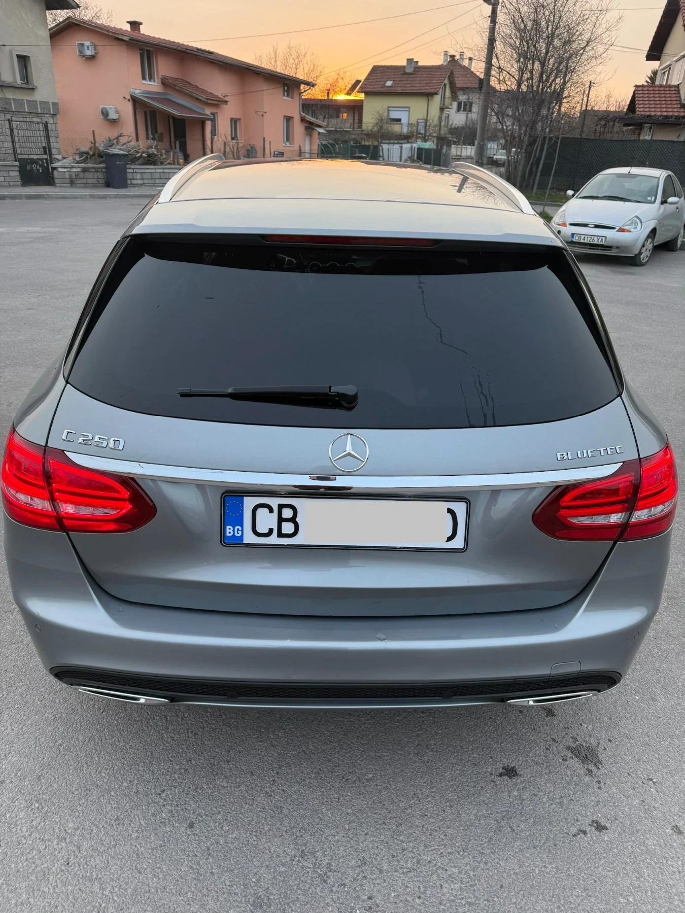 Mercedes-Benz C 250 C250 AMG line 4 matic, снимка 3 - Автомобили и джипове - 54549676