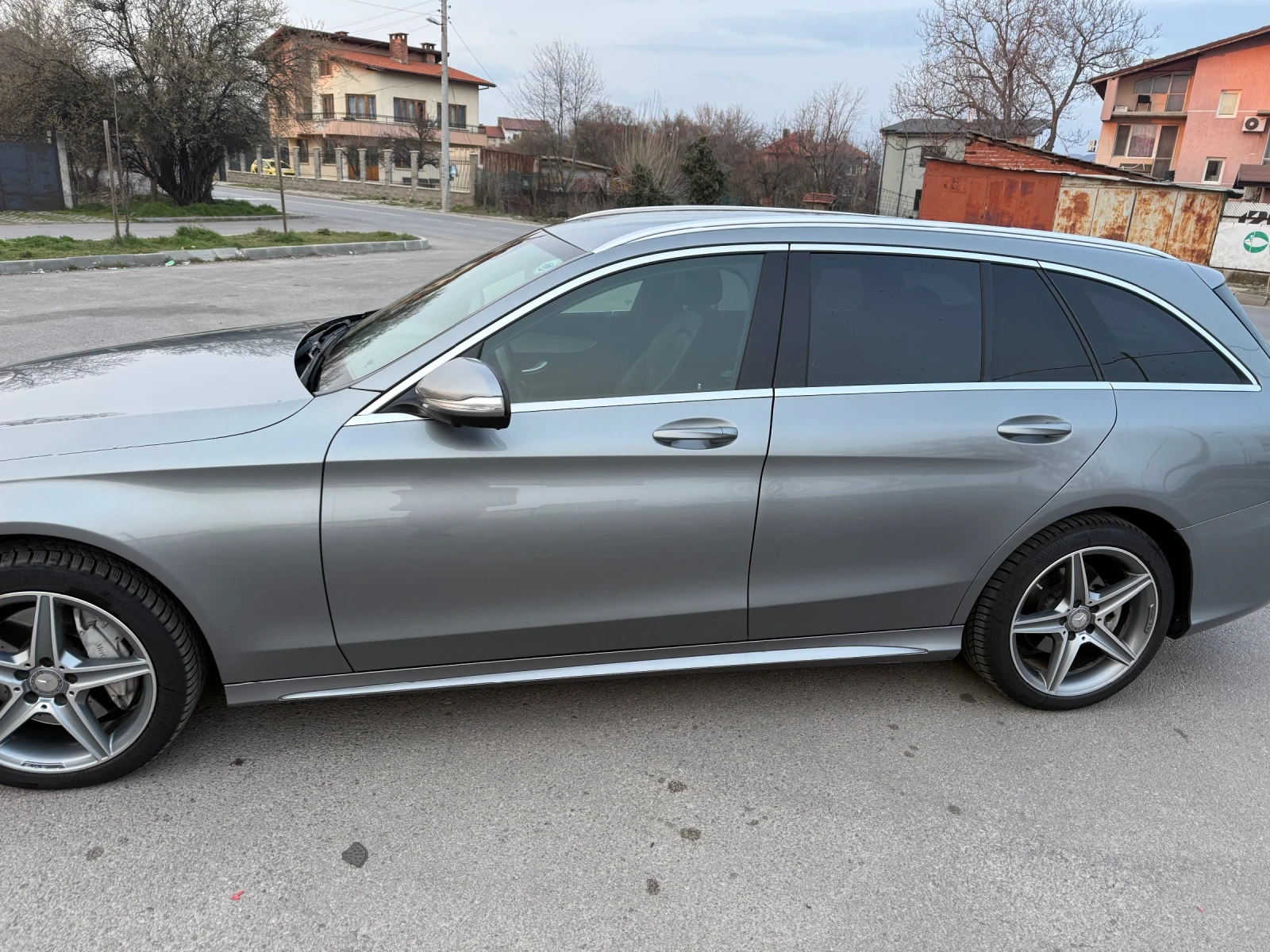 Mercedes-Benz C 250 C250 AMG line 4 matic, снимка 2 - Автомобили и джипове - 54549676