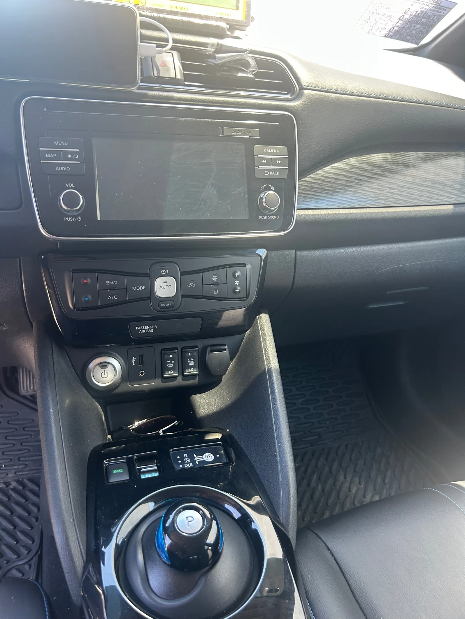 Nissan Leaf , снимка 6 - Автомобили и джипове - 54865616