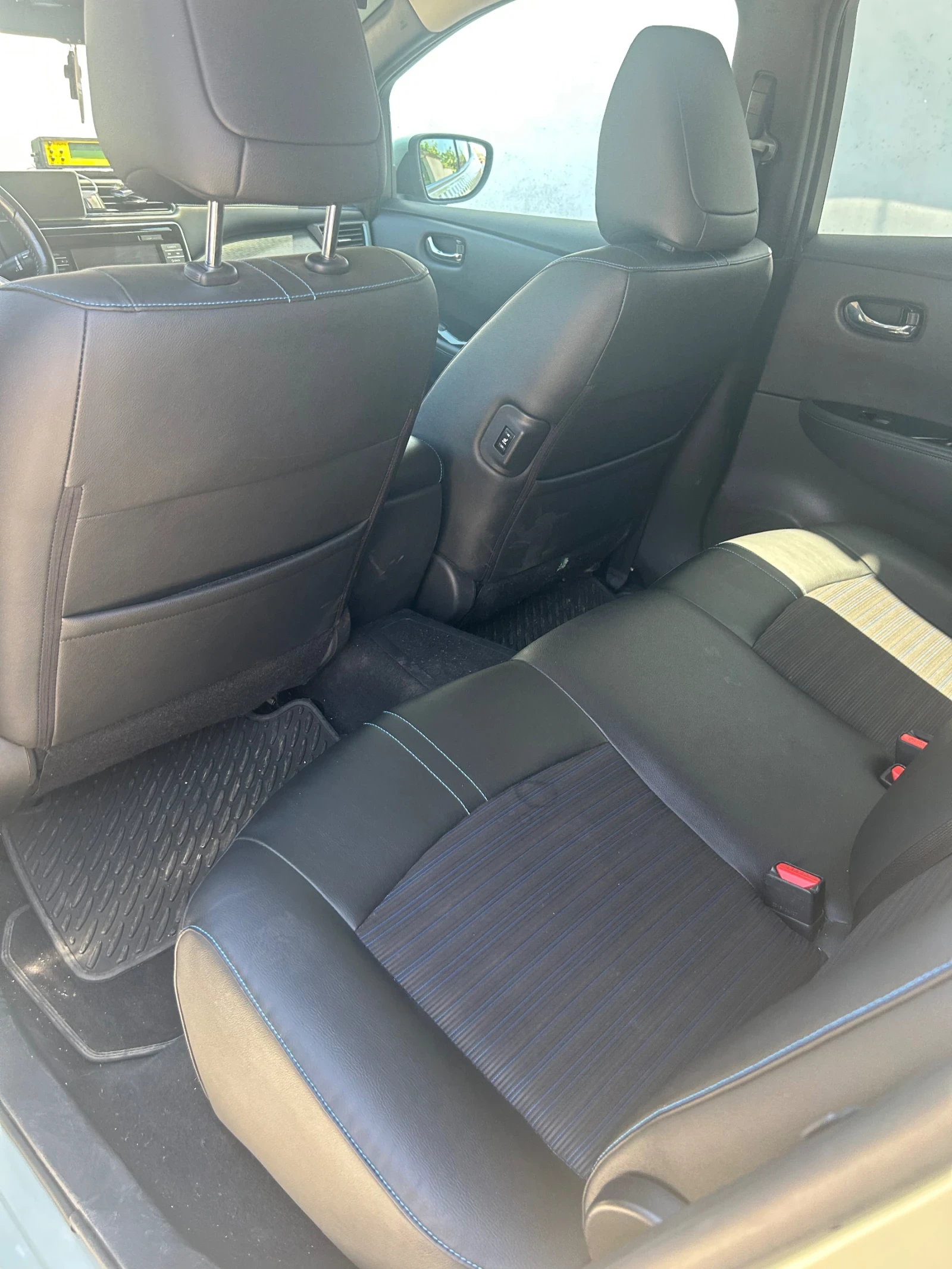 Nissan Leaf , снимка 5 - Автомобили и джипове - 54865616