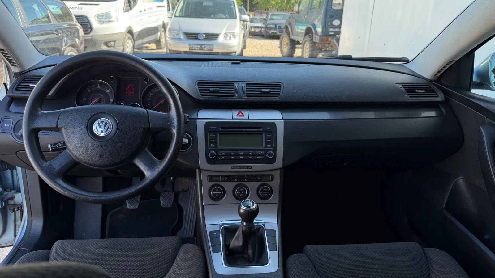 VW Passat 2.0TDI, снимка 7 - Автомобили и джипове - 54924781