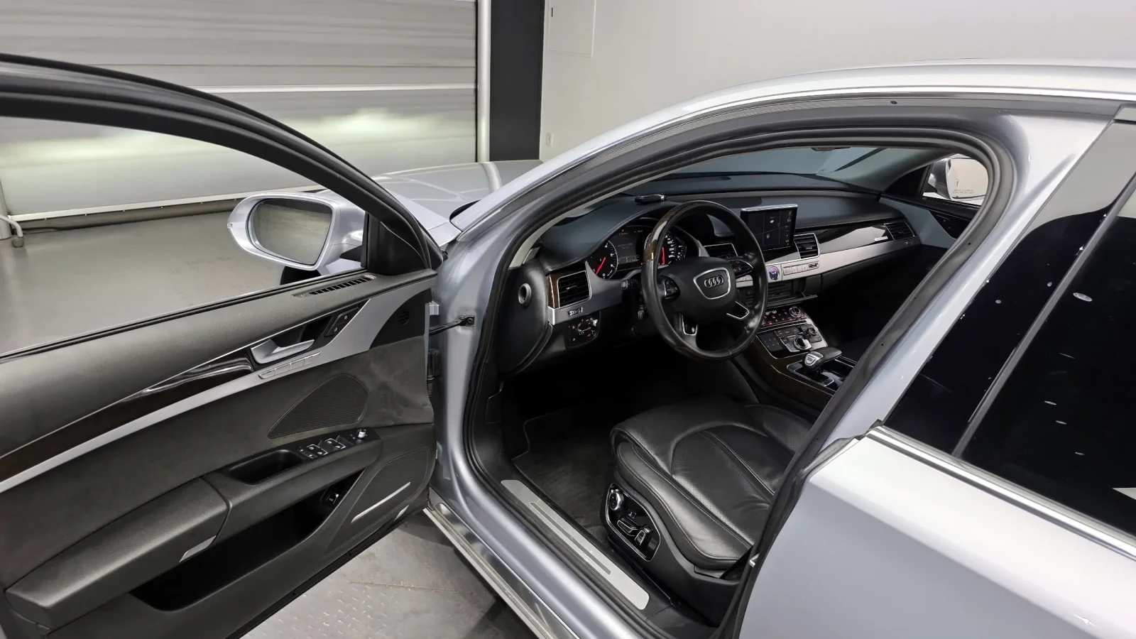 Audi A8  60 TDI Quattro* FULL* MASAGE* 360* HEAD UP* , снимка 8 - Автомобили и джипове - 54970287