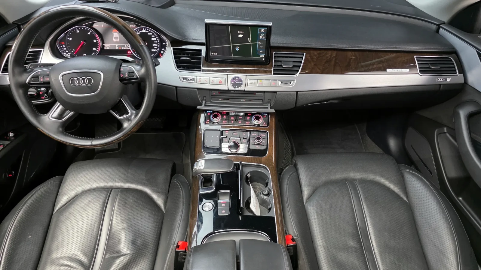 Audi A8  60 TDI Quattro* FULL* MASAGE* 360* HEAD UP* , снимка 6 - Автомобили и джипове - 54970287