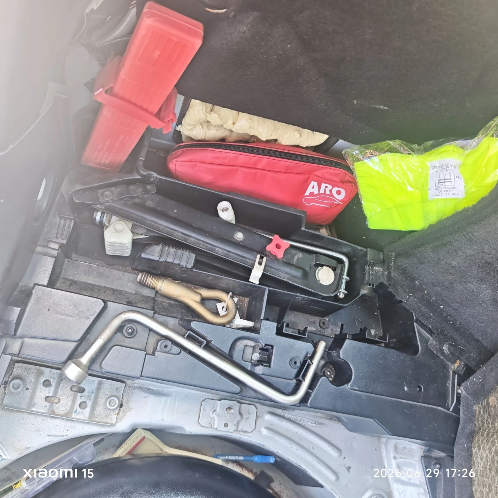 BMW 318 1.8, снимка 10 - Автомобили и джипове - 55092670
