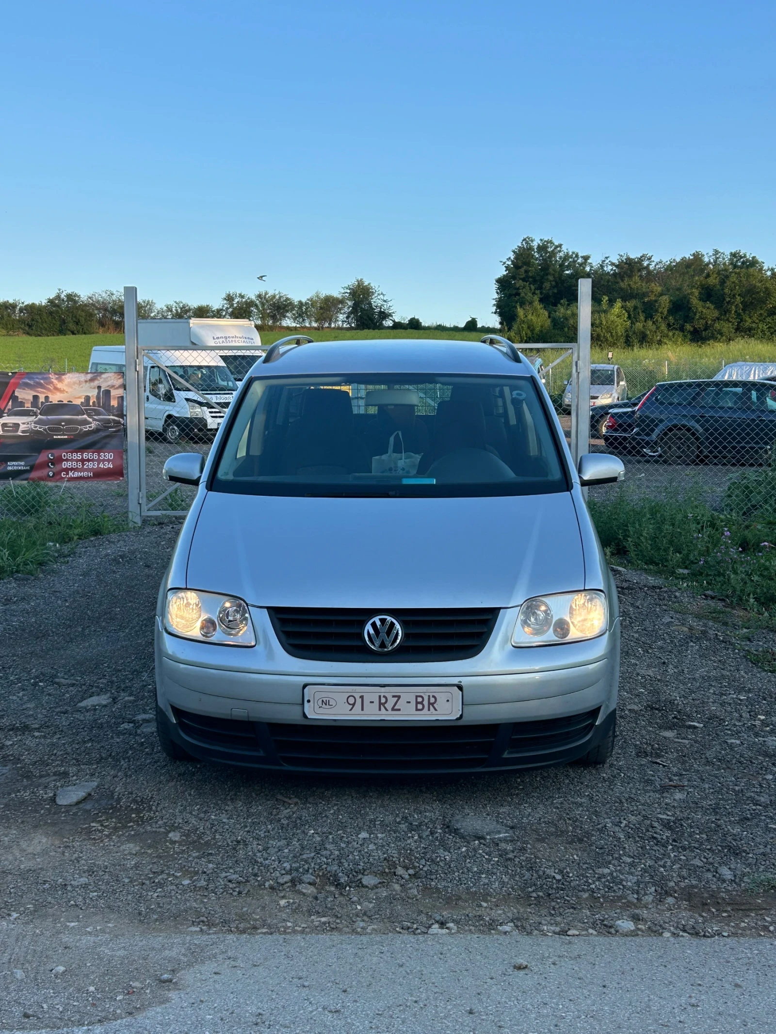 VW Touran 1900, снимка 2 - Автомобили и джипове - 55204365