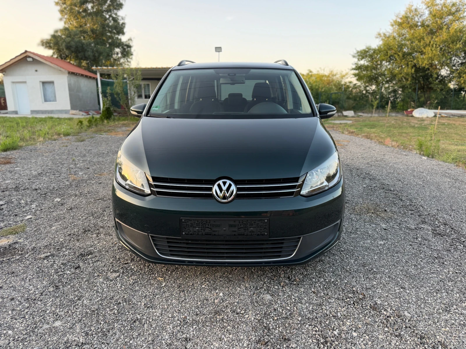 VW Touran 2000TDI 140k, снимка 6 - Автомобили и джипове - 55426133