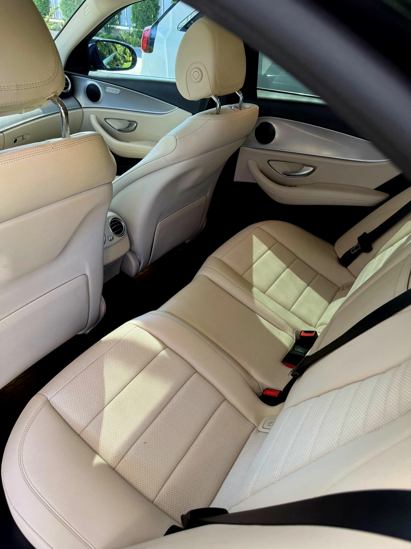 Mercedes-Benz E 350, снимка 6 - Автомобили и джипове - 55529184