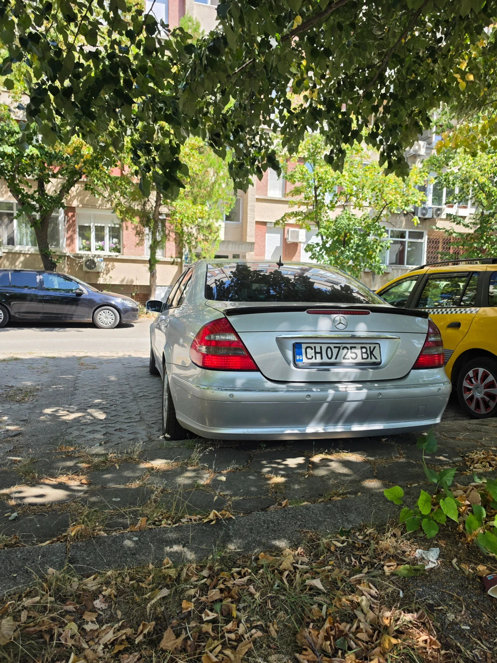 Mercedes-Benz E 280, снимка 4 - Автомобили и джипове - 55648319