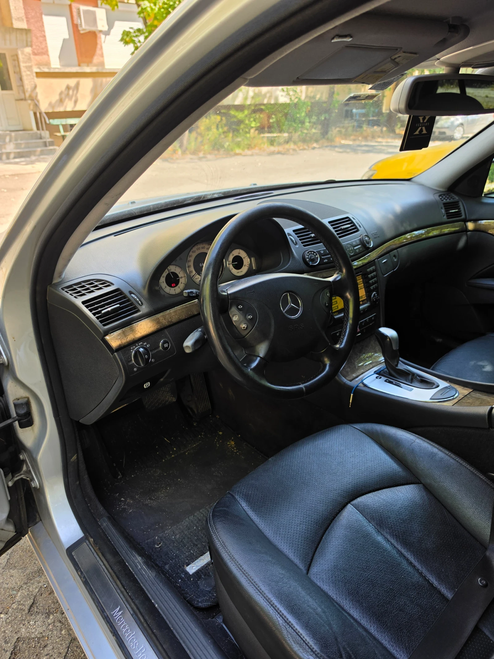 Mercedes-Benz E 280