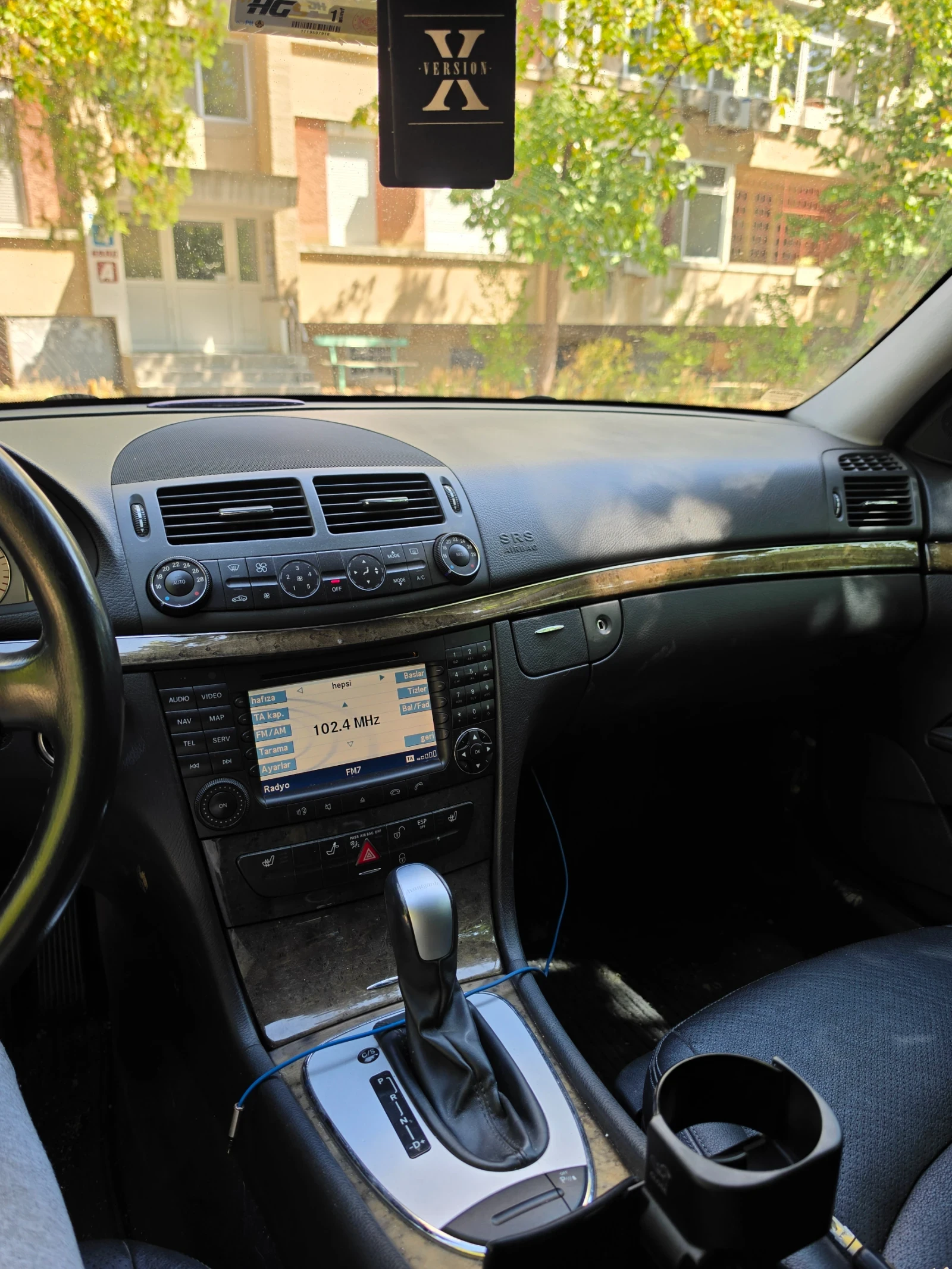 Mercedes-Benz E 280, снимка 2 - Автомобили и джипове - 55648319