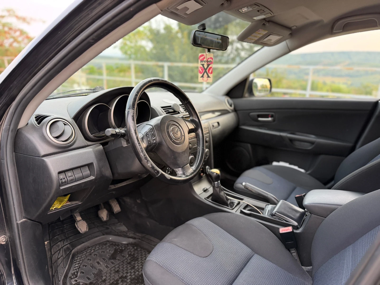 Mazda 3 1.6HDI 109hp, снимка 10 - Автомобили и джипове - 55796127