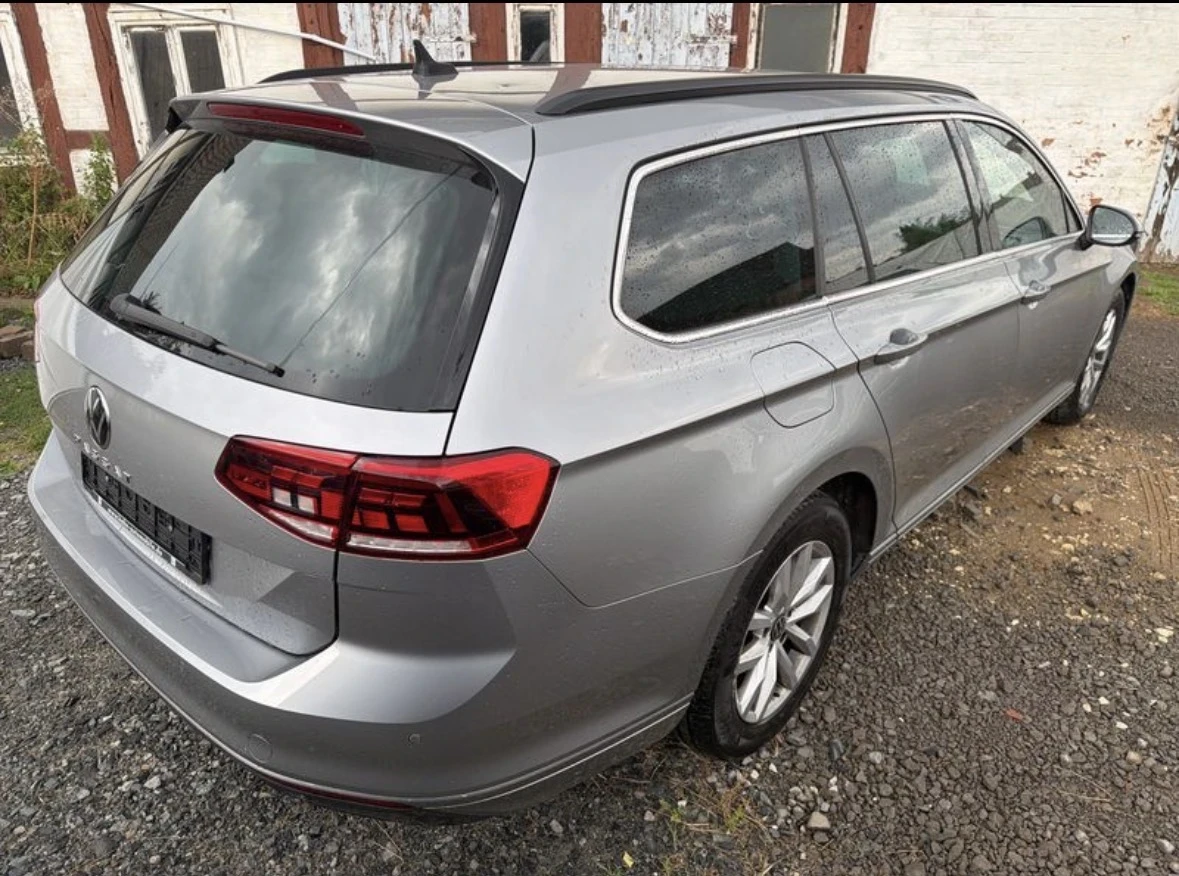 VW Passat 2.0TDI 150кс DSG FACE* Head Up* LED* DISTRONIC* , снимка 4 - Автомобили и джипове - 55824072