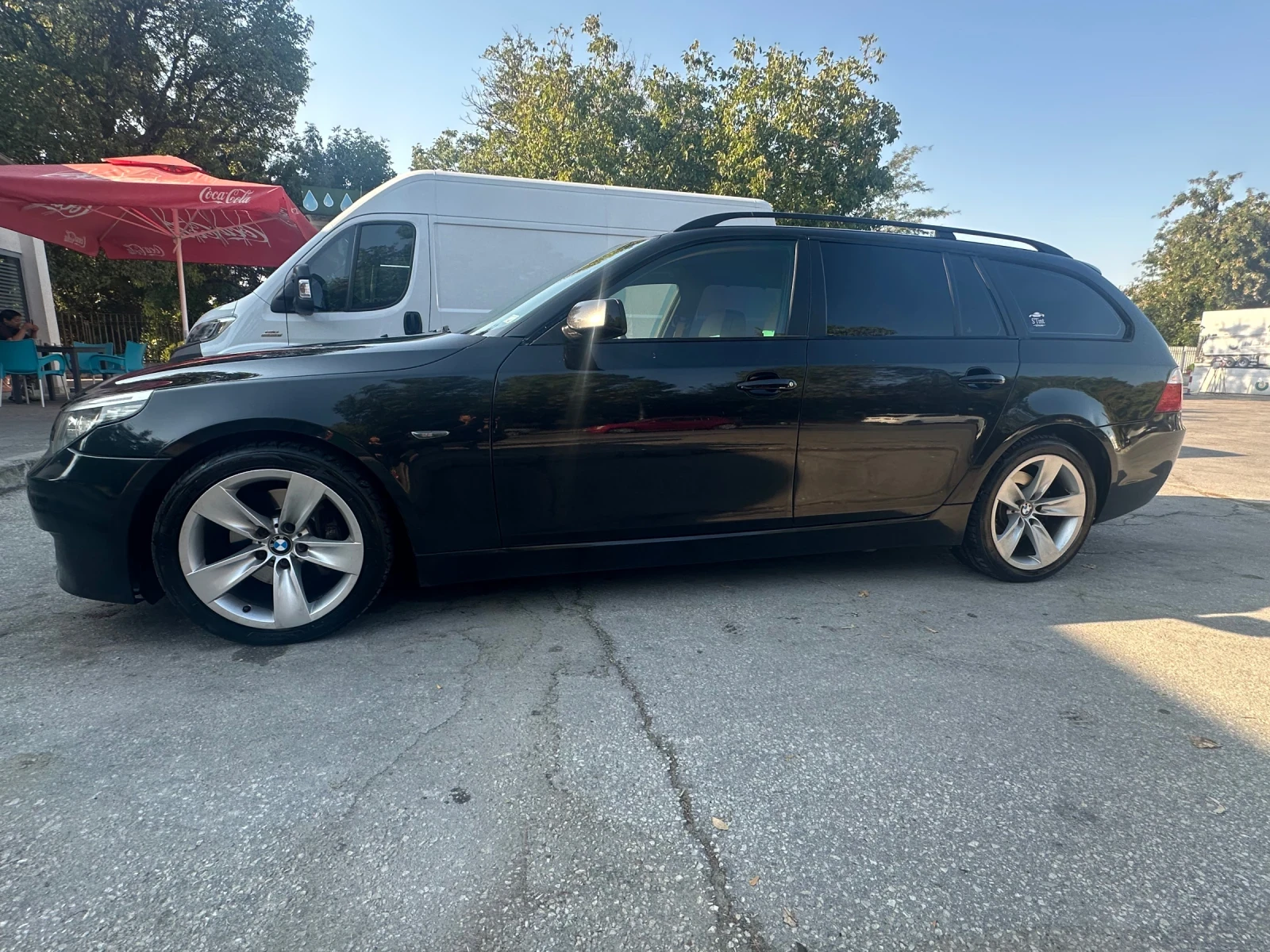 BMW 530 d LCI 235hp, снимка 4 - Автомобили и джипове - 56025044