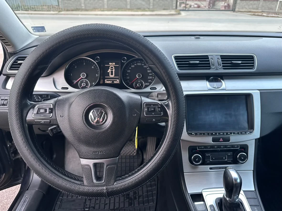 VW Passat, снимка 11 - Автомобили и джипове - 56450238