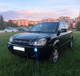 Hyundai Tucson 4х4/6-скорости/150кс./NAVI/Заводско състояние !, снимка 2