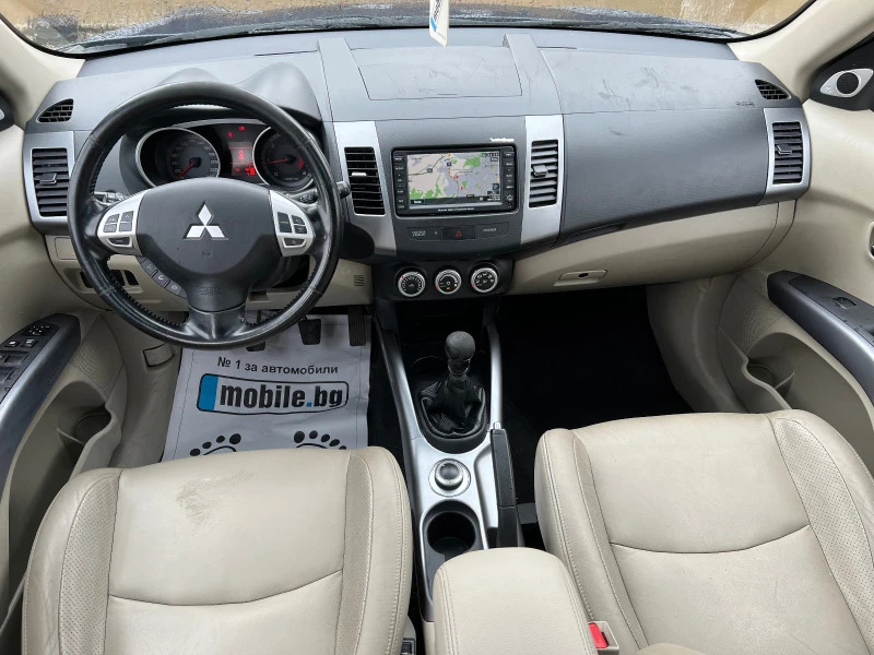 Mitsubishi Outlander 2.2 6+ 1 Кожа нави A/C, снимка 11 - Автомобили и джипове - 44858782