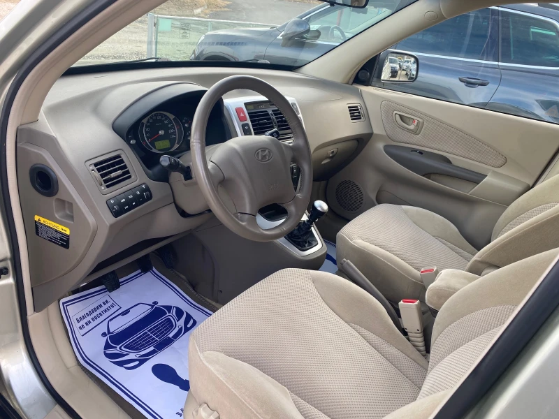 Hyundai Tucson 2.0CRDi, 4WD, 85x.km, УНИКАТ!, снимка 8 - Автомобили и джипове - 48416332