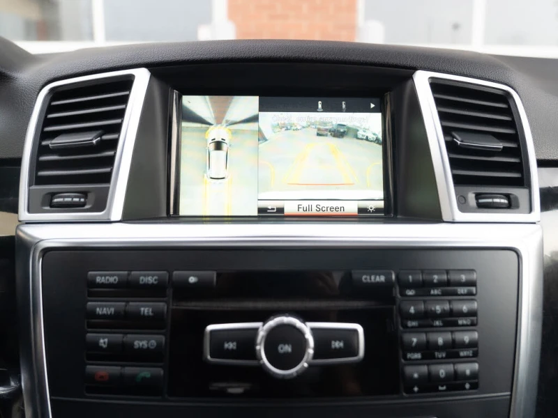 Mercedes-Benz ML 350 BLUETEC 4MATIC * 360 * AMBIENT * NAVI * LED , снимка 11 - Автомобили и джипове - 52524190