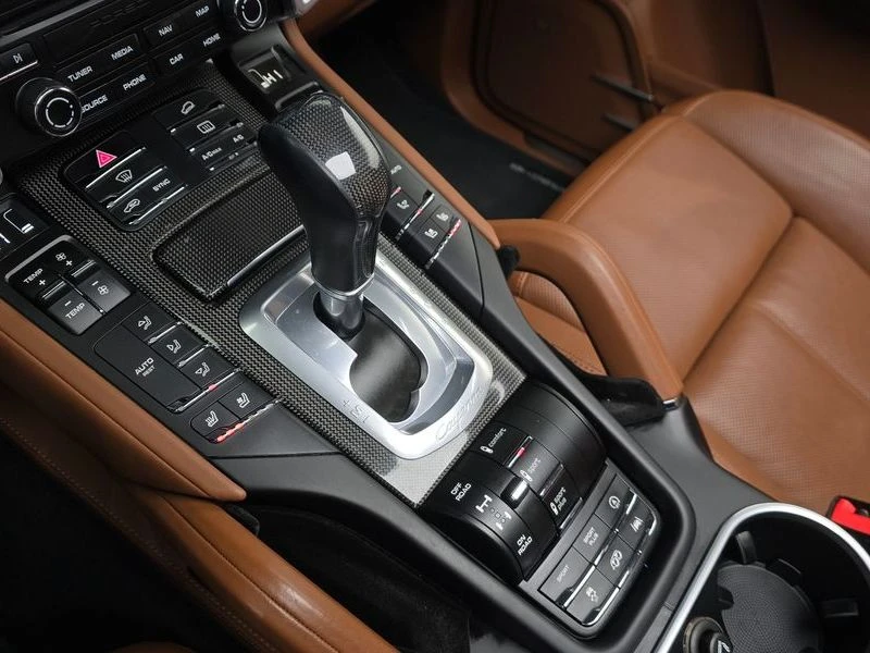 Porsche Cayenne 3.6 GTS| 400к.с.| ВКЛ.ТЕХНОТЕСТ, снимка 9 - Автомобили и джипове - 55174136