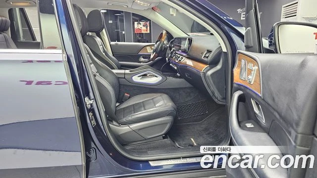 Mercedes-Benz GLS 400, снимка 11 - Автомобили и джипове - 56077626