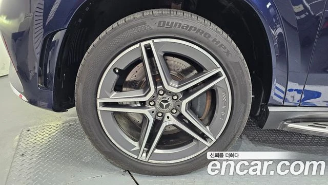 Mercedes-Benz GLS 400, снимка 5 - Автомобили и джипове - 56077626
