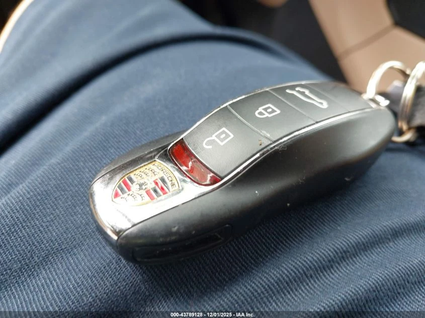 Porsche Macan * ������ ����* CARFAX | Mobile.bg � ����������� 11