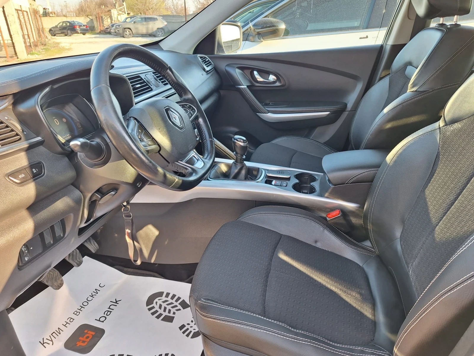 Renault Kadjar 1.5d* НАВИГАЦИЯ/ПАНОРАМА/ЛЕД* , снимка 6 - Автомобили и джипове - 53770868