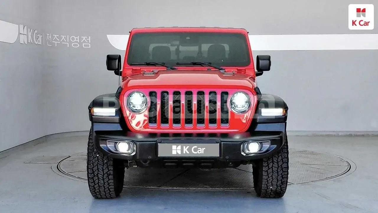 Jeep Gladiator RUBICON / 4X4 / DISTRONIC / ПОДГРЕВИ , снимка 2 - Автомобили и джипове - 54060796