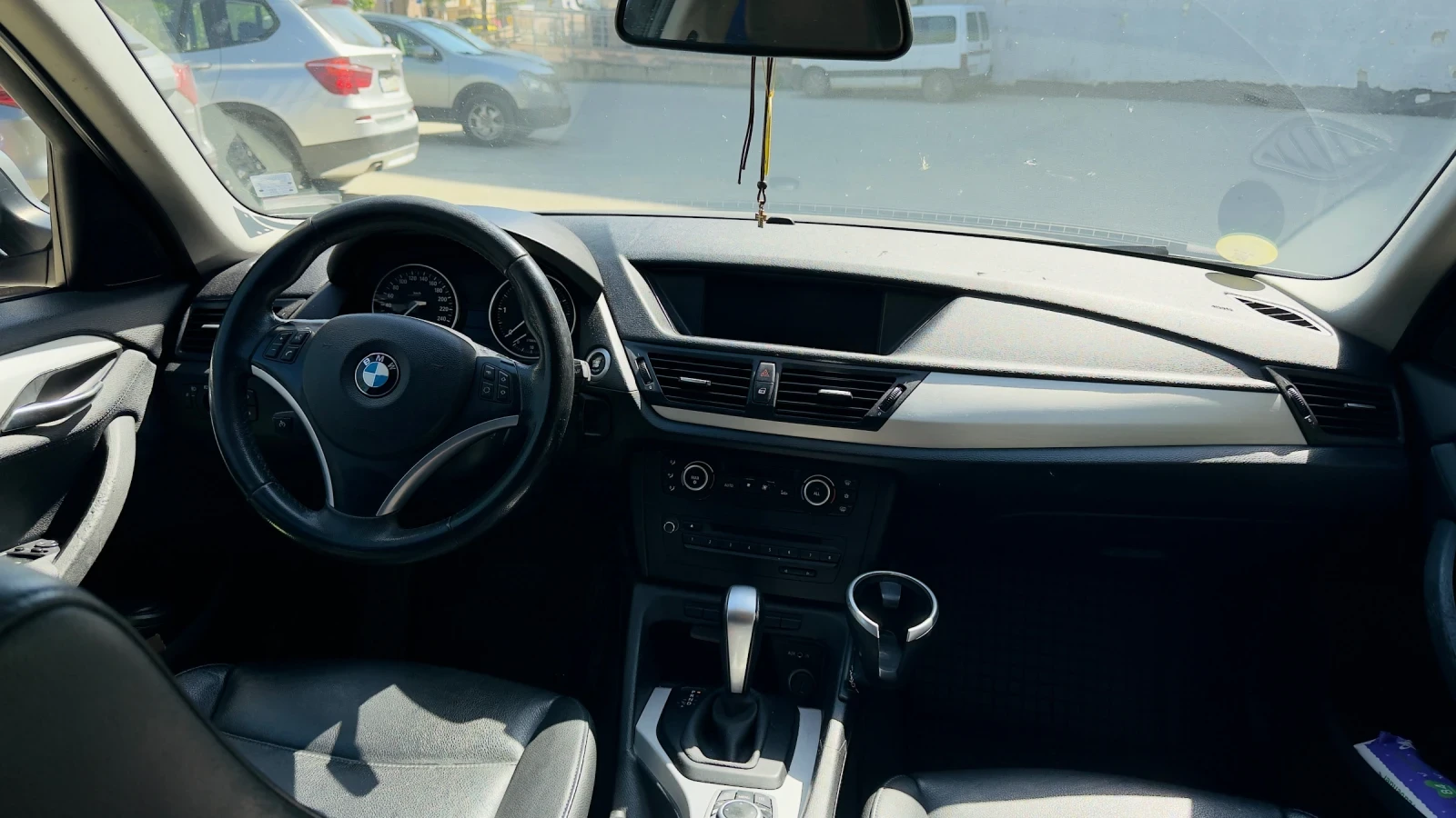 BMW X1 2.0 D 177k.c, снимка 8 - Автомобили и джипове - 54333061