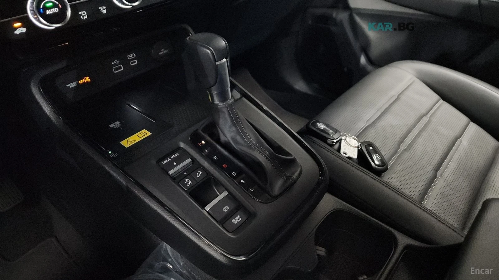 Honda Cr-v 1.5T* КАМЕРИ* ПОДГРЕВ* М.* ТОЧКА* LANE* ASSIST* , снимка 11 - Автомобили и джипове - 54754942