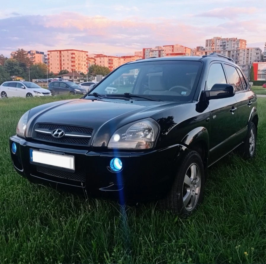 Hyundai Tucson 4х4/6-скорости/150кс./NAVI/Заводско състояние !