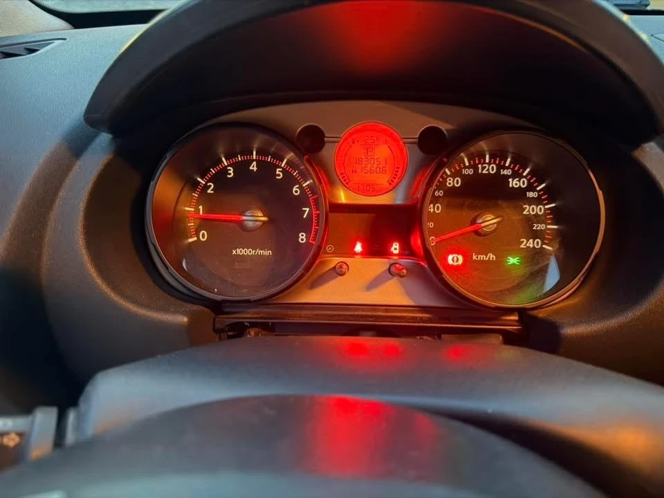 Nissan Qashqai Продавам Nissan Qashqai, 2007 г., 2.0 бензин, авто, снимка 16 - Автомобили и джипове - 55021046