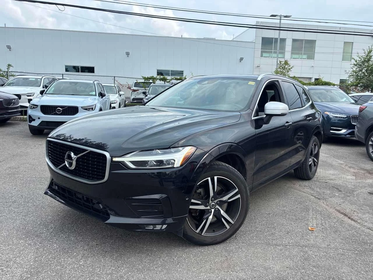 Volvo XC60 * R Design * ГЛАВНО ПРЕДСТАВИТЕЛСТВО НА VOLVO