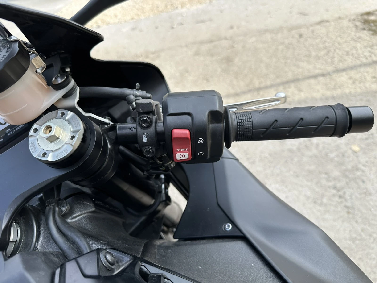 Honda Cbr 1000 RR/R, снимка 15 - Мотоциклети и мототехника - 54637923