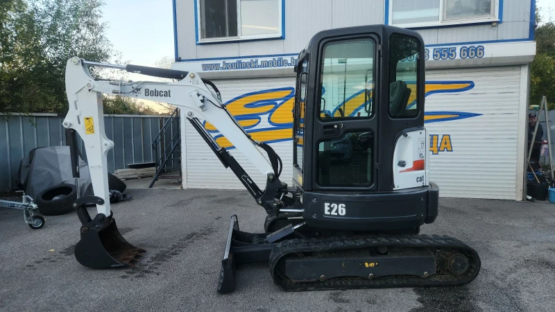 Багер Bobcat E26, снимка 2 - Индустриална техника - 52239696