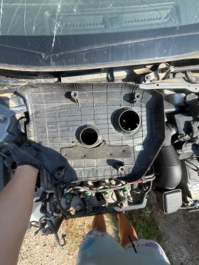 Hyundai Sonata LPI само на газ 2018г декоративна кора на двигателя , снимка 2