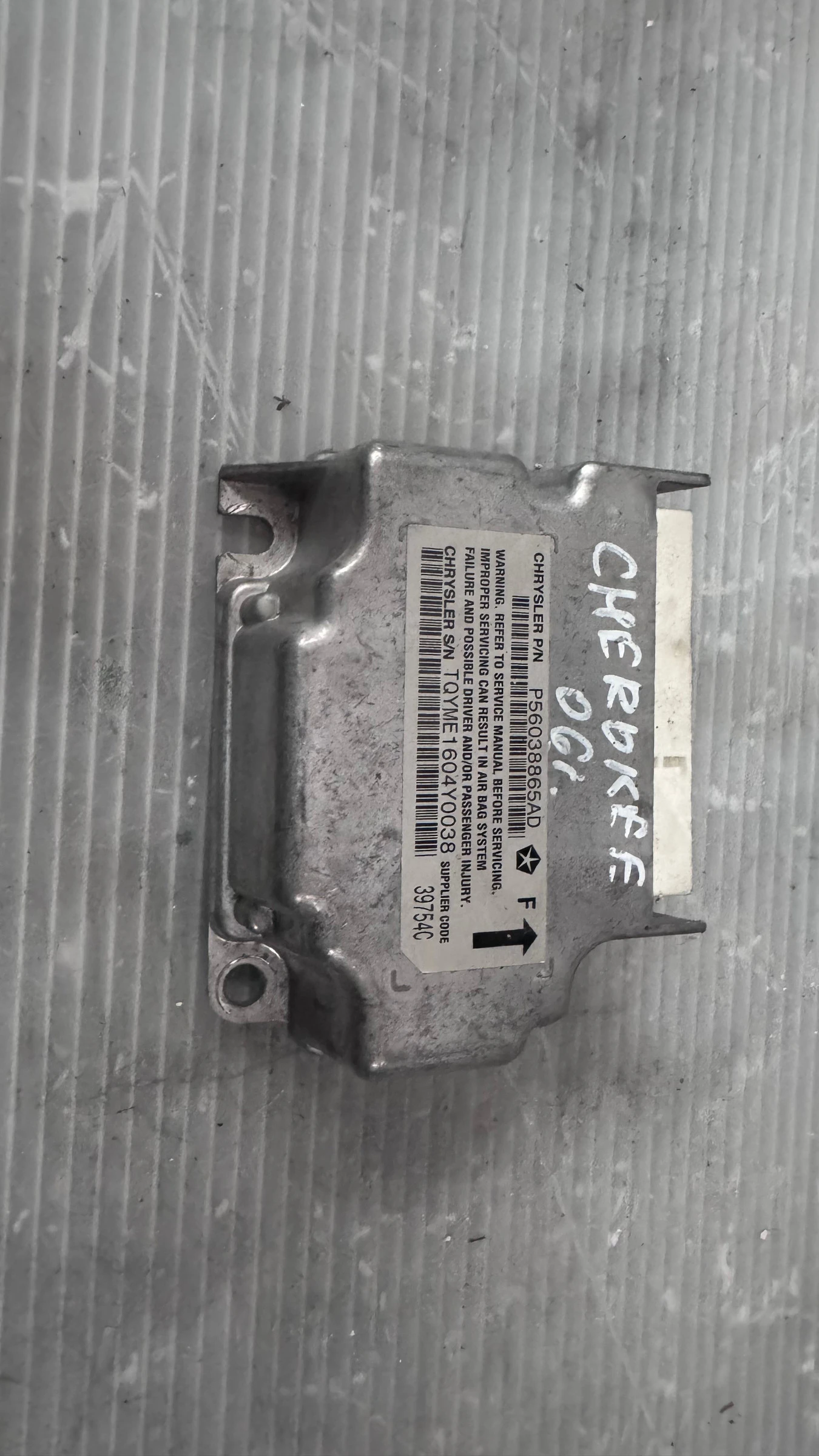 Airbag  /  /  a Jeep Cherokee -  p56038865AD | Mobile.bg   1