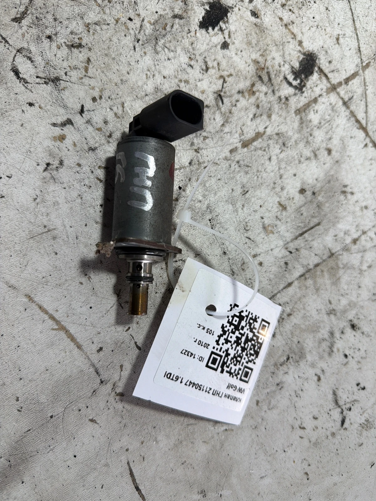 клапан ГНП 21150447 1.6TDI VW Golf
