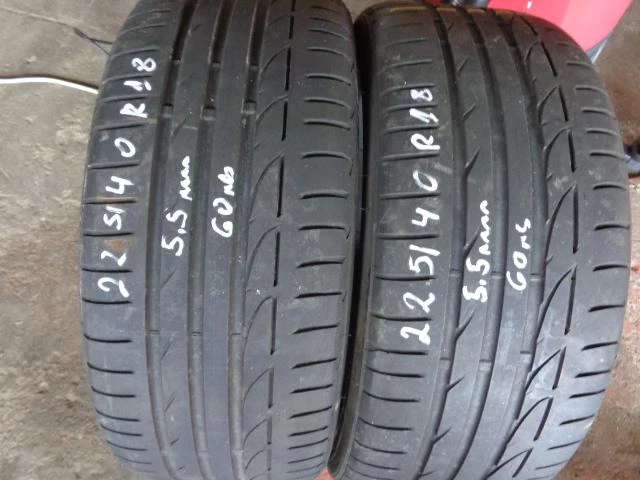 Гуми Летни 225/40R18, снимка 2 - Гуми и джанти - 14644549