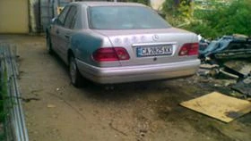 Mercedes-Benz E 250 2.5TD, снимка 6