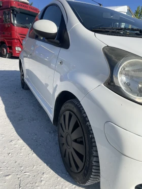 Обява за продажба на Toyota Aygo ~6 000 лв. - изображение 2