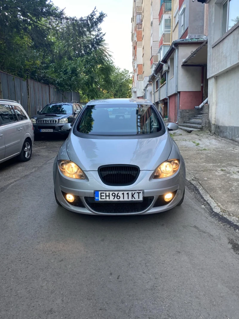 Seat Altea 1.6 i, снимка 2 - Автомобили и джипове - 47039677