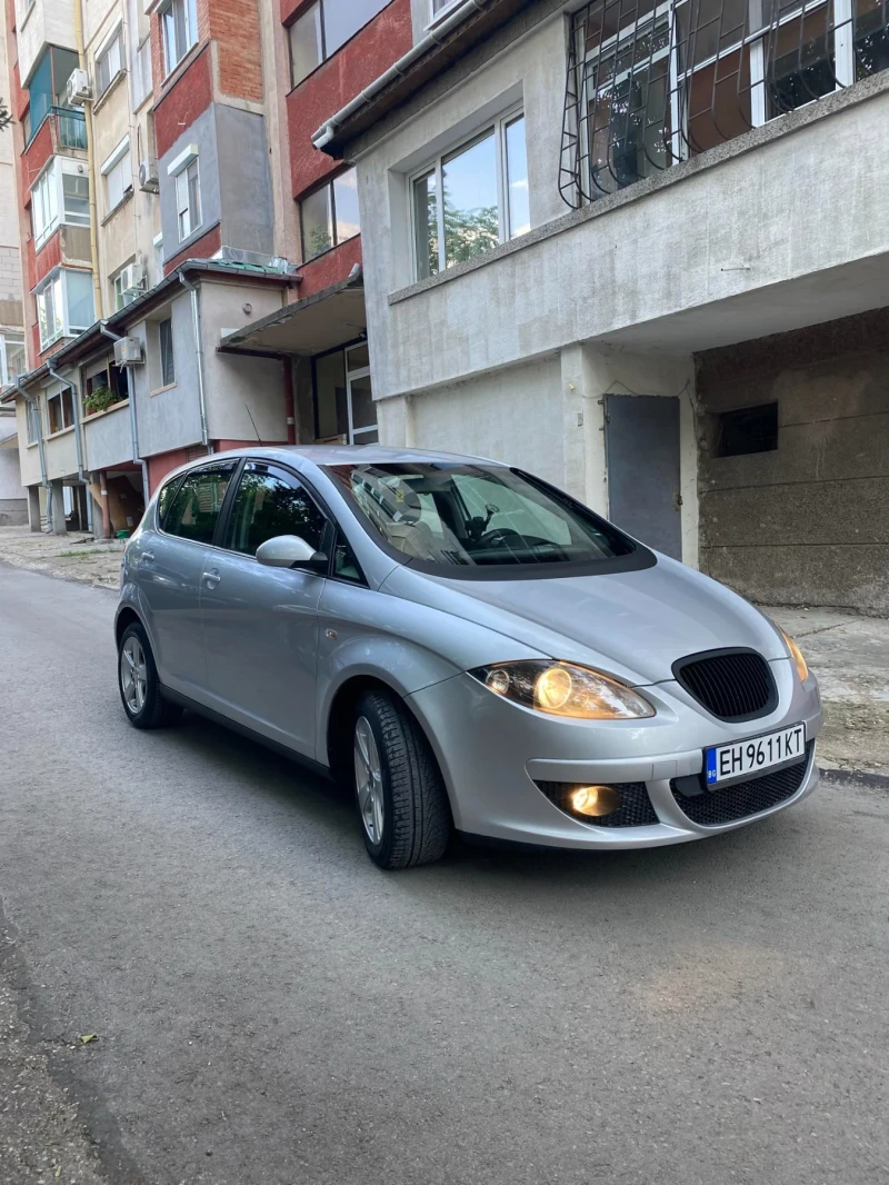 Seat Altea 1.6 i, снимка 3 - Автомобили и джипове - 47039677