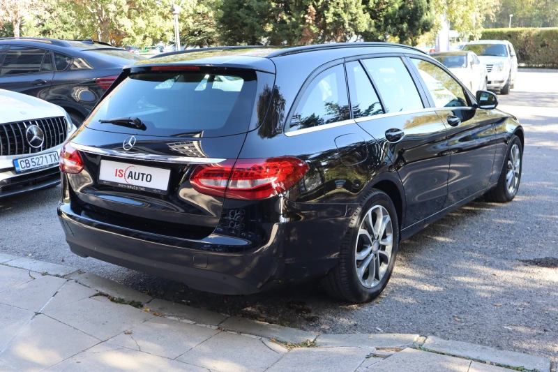 Mercedes-Benz C 200 Подгрев/Панорама/Теглич/Навигация, снимка 6 - Автомобили и джипове - 48080590