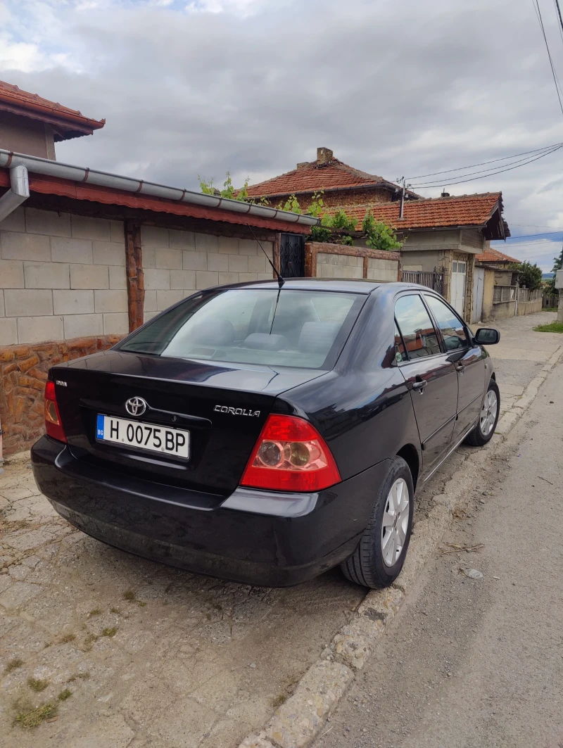 Toyota Corolla 1.6, снимка 2 - Автомобили и джипове - 49117206