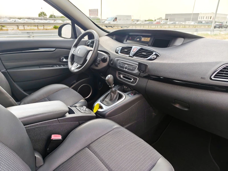 Renault Scenic 1.5dci Х-MOD, снимка 7 - Автомобили и джипове - 50968609