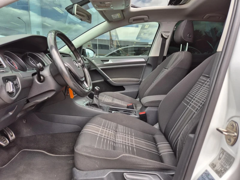 VW Golf 1.2 TSI Lounge , снимка 11 - Автомобили и джипове - 52790757