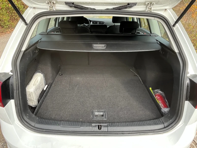 VW Golf 1, 6TDI Variant, снимка 15 - Автомобили и джипове - 52109154